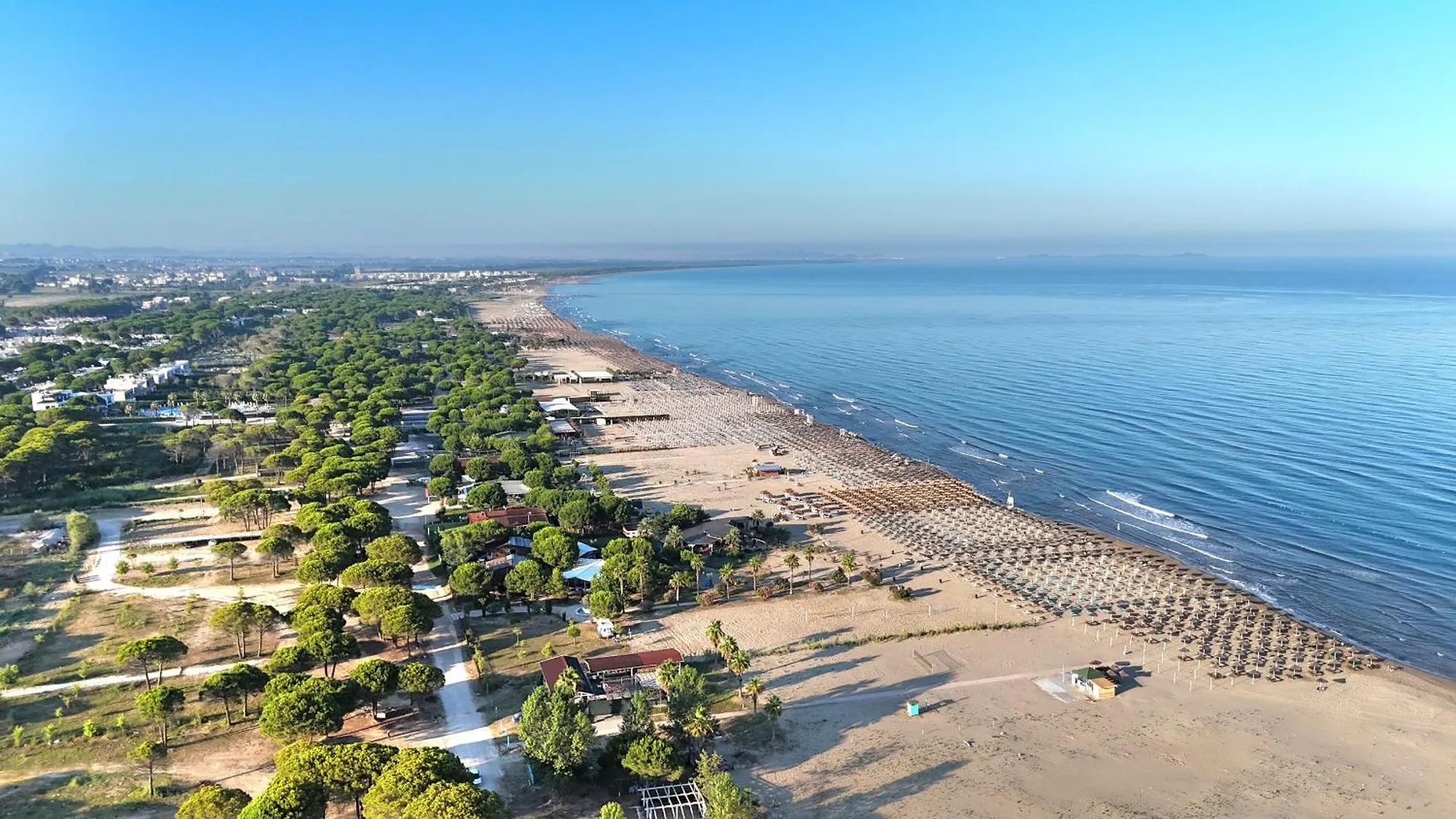 Emerald Apartment - 286 Durres
